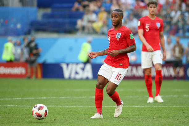 緊追西班牙 緊追西班牙