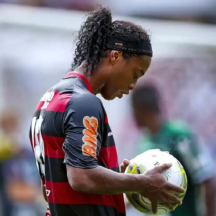 首先是他的 首先是他的